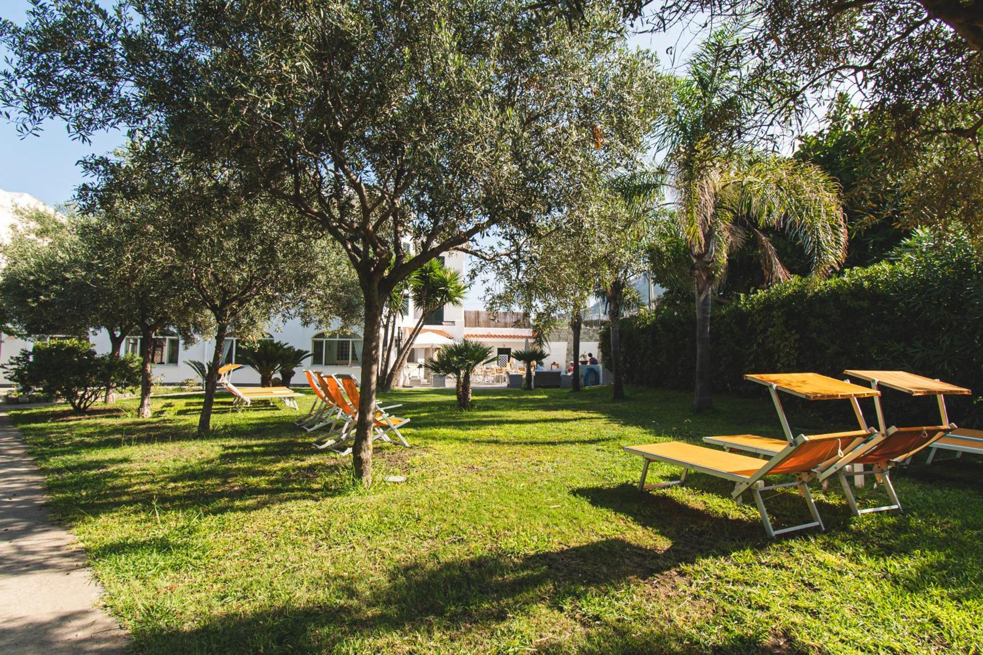 Hotel Park Victoria Forio  Exterior photo