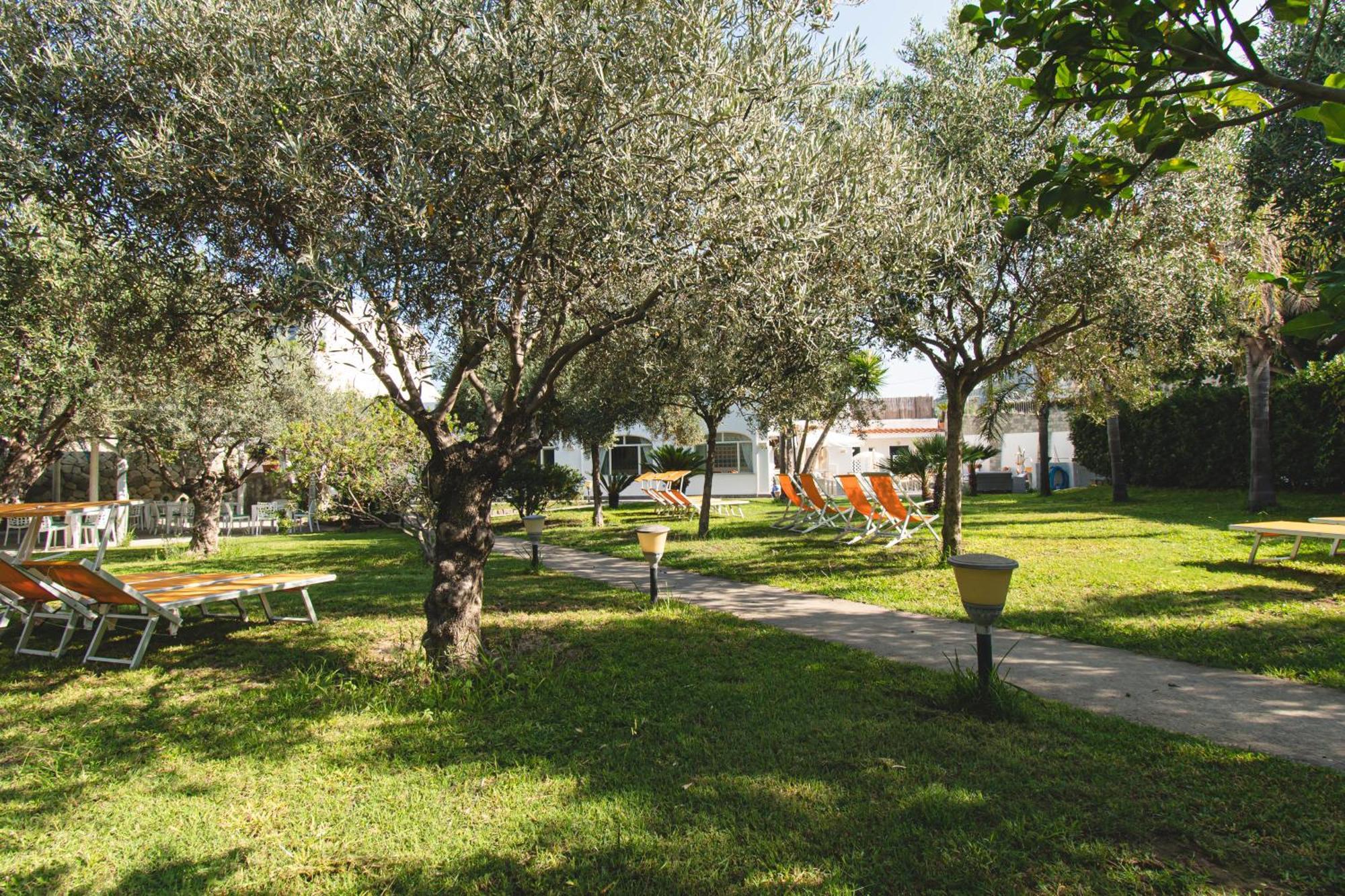 Hotel Park Victoria Forio  Exterior photo