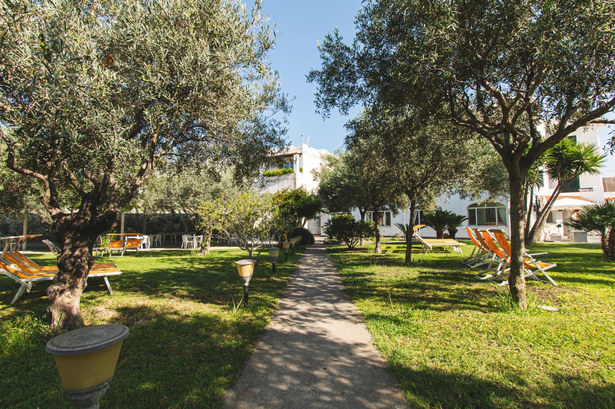 Hotel Park Victoria Forio  Exterior photo